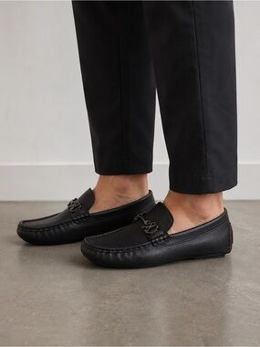 Source Unknown Black Leather Slip-On Driving Loafers with Bit Detail